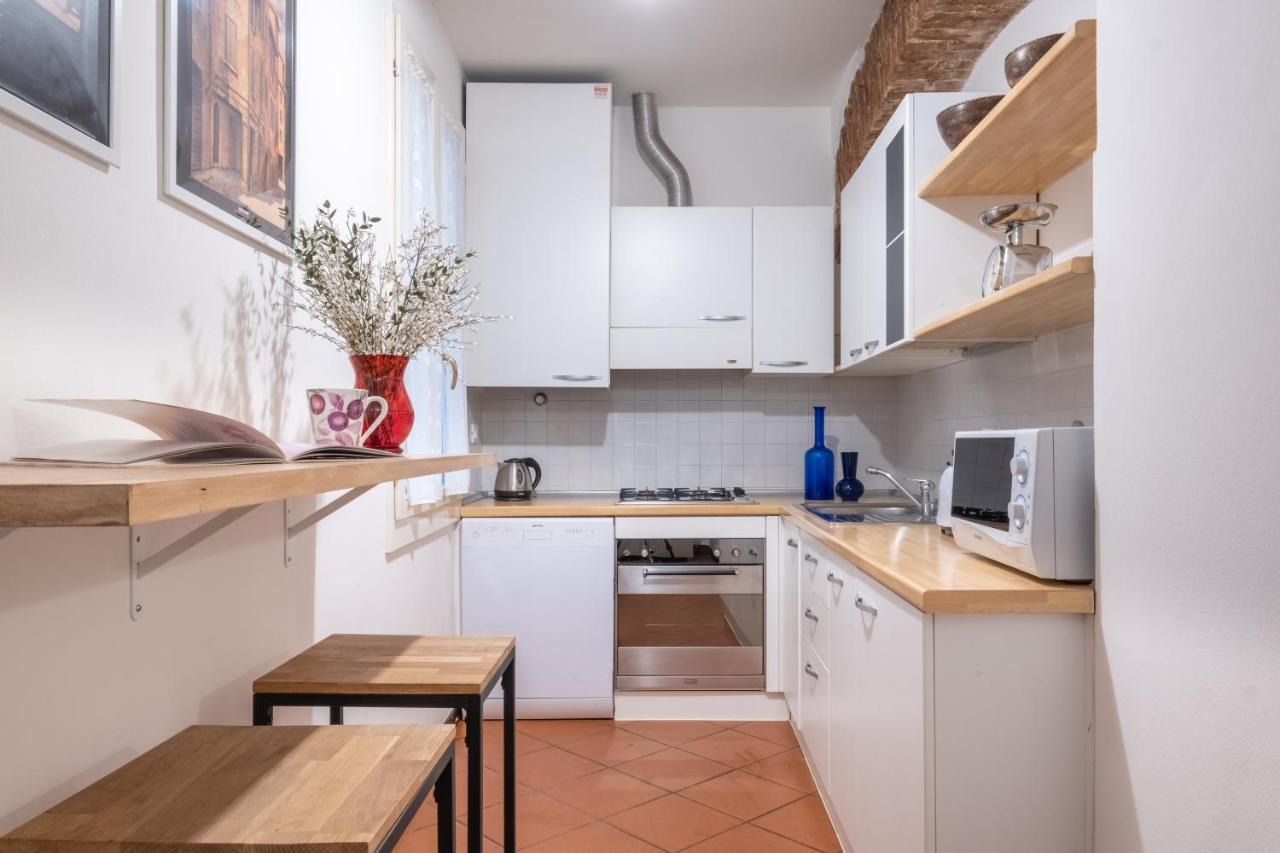 Lo Scrigno Delle 2 Torri! Nel Cuore Del Centro, Vicino A Via Rizzoli Boloňa Exteriér fotografie